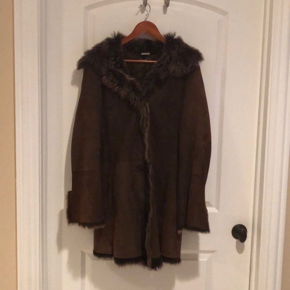 Toscana Shearling 3/4 Length Coat - Picture 6 of 6